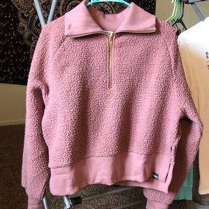 VS PINK mauve sherpa half zip up sweater